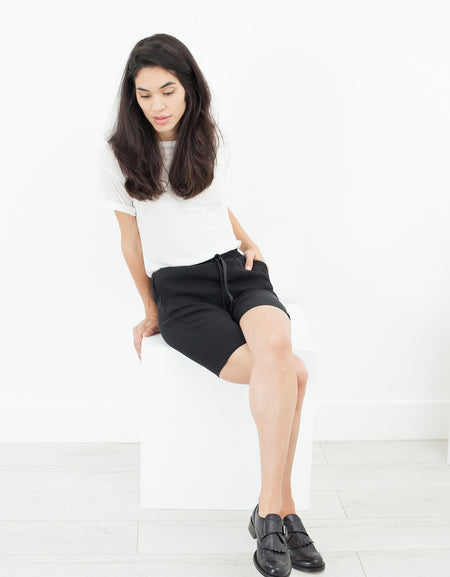 Nuit Shorts in Black