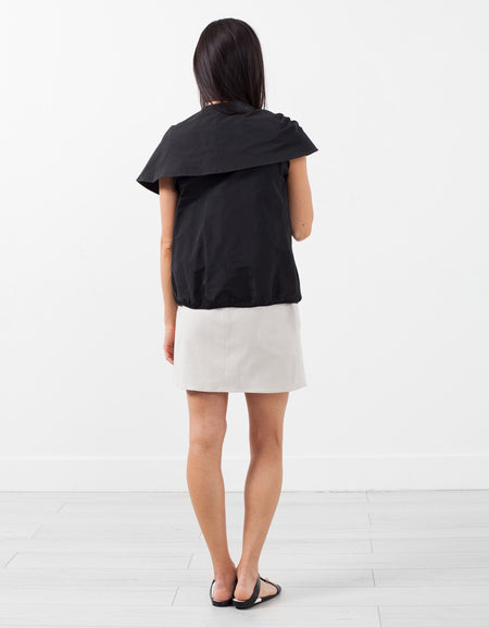 Sleeveless Cape Jacket