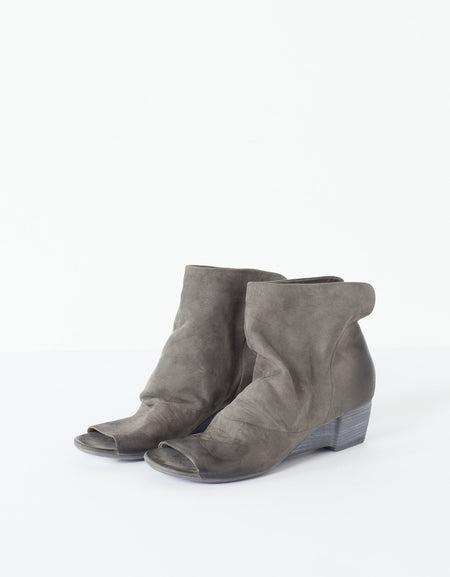 Block Wedge in Dark Slate