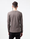 Daris Tee in Olive