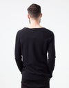 Daris Tee in Black