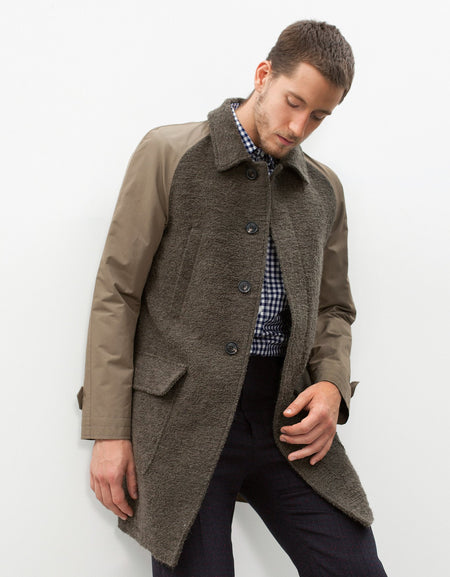 Raglan Maniche Coat in Olive