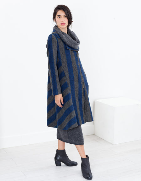 Petale Coat in Silver/Blue