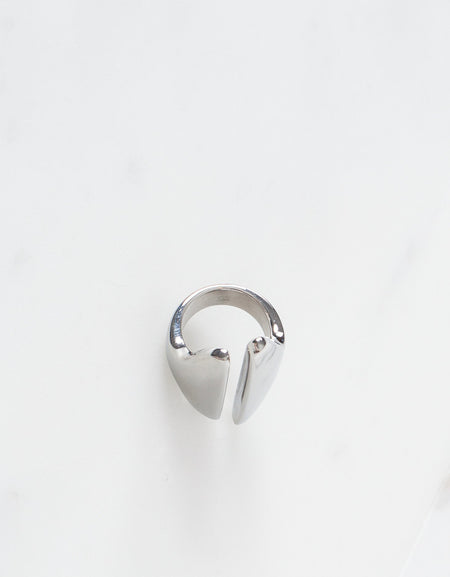 Pracia Ring